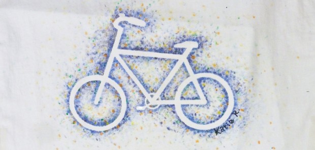 DIY mottle painted Bicycle stencil tee